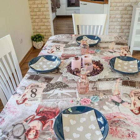 Host Housee Angel'S Apartment -2 Bedroom, 2 Bathroom In Top Centre Σόφια Εξωτερικό φωτογραφία