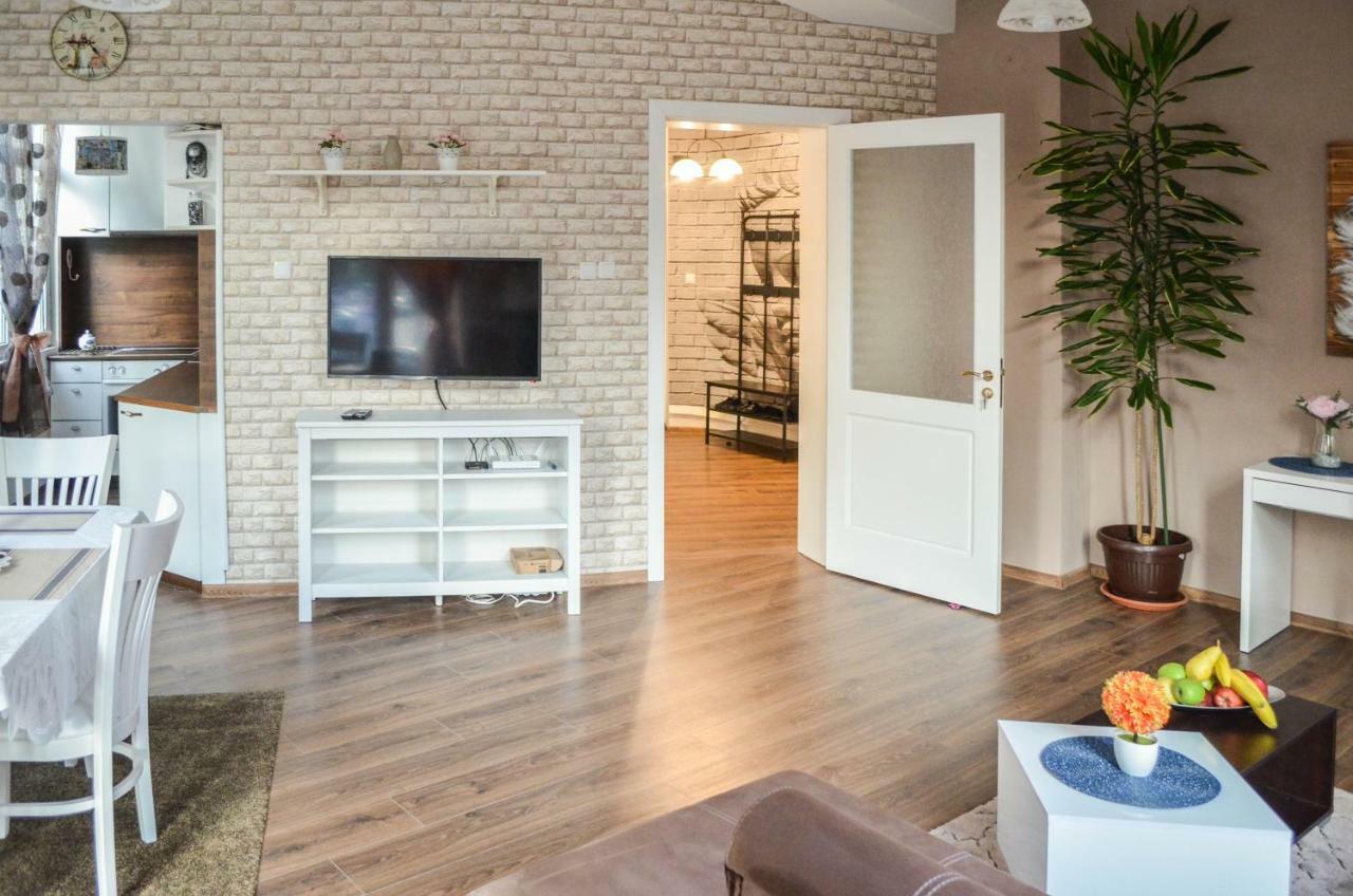Host Housee Angel'S Apartment -2 Bedroom, 2 Bathroom In Top Centre Σόφια Εξωτερικό φωτογραφία