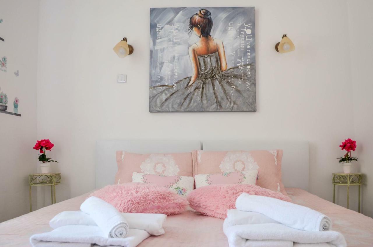Host Housee Angel'S Apartment -2 Bedroom, 2 Bathroom In Top Centre Σόφια Εξωτερικό φωτογραφία