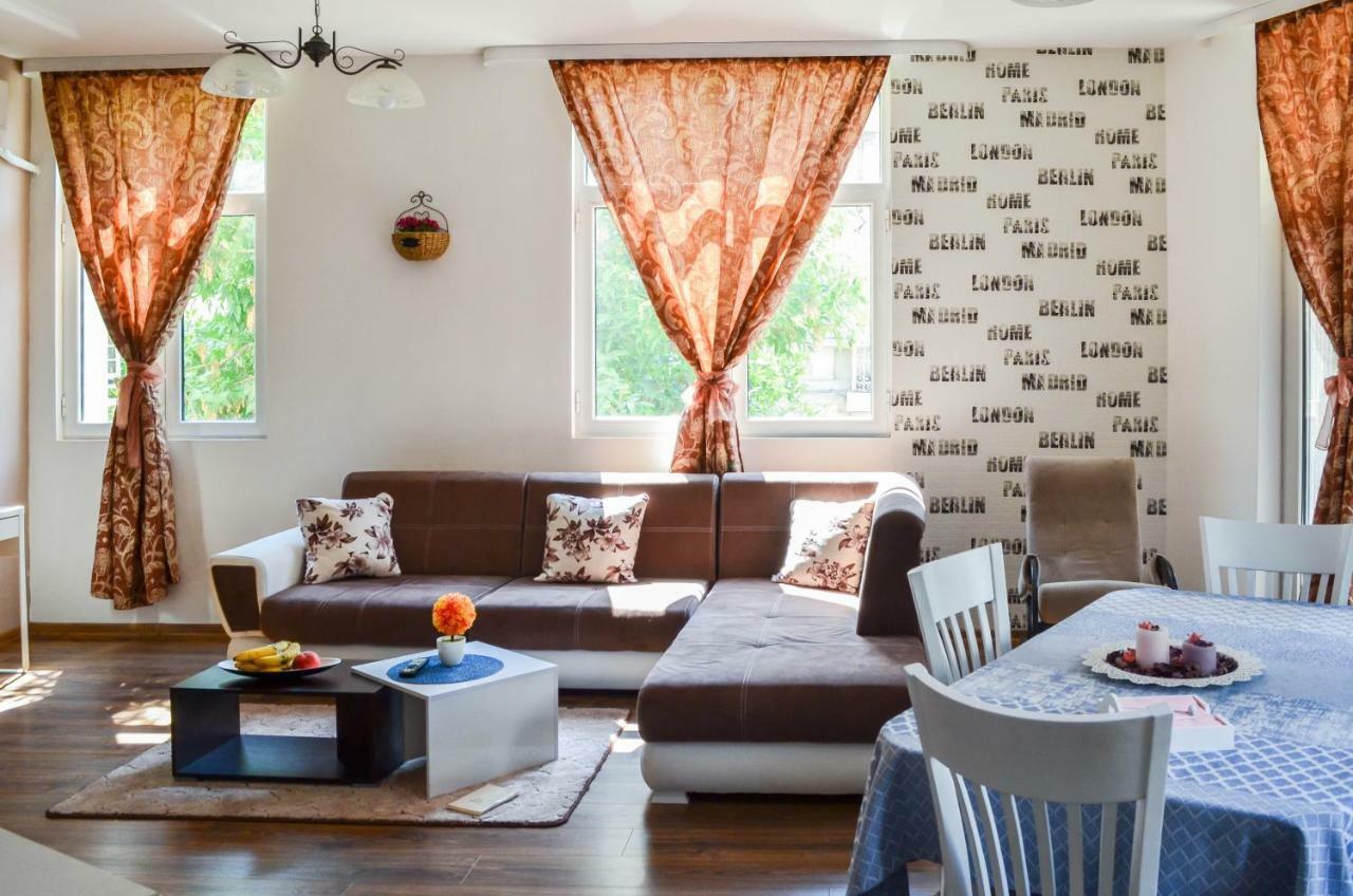 Host Housee Angel'S Apartment -2 Bedroom, 2 Bathroom In Top Centre Σόφια Εξωτερικό φωτογραφία